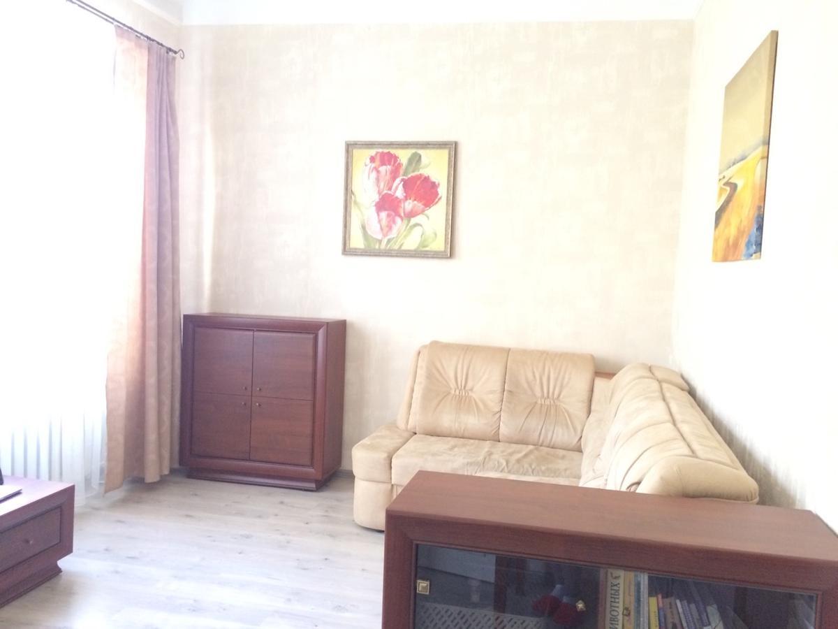 2-Kh Kom-Ia Kvartira V Tsentre Odessy Odessa Ngoại thất bức ảnh